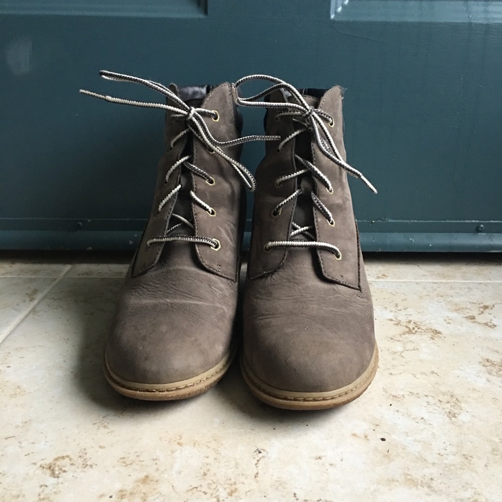 Women’s Timberland Amston Boots size 9.5